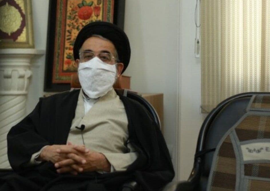 ما قرار داد ٢۵ ساله با چین بسته ایم، نمی‌توانستیم ١٠ میلیون دوز واکسن بخریم؟