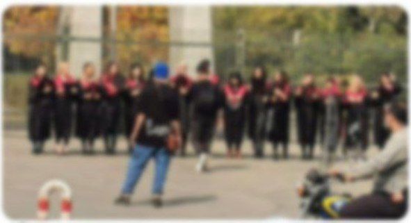 نگاهی کوتاه به تجمع دانشجویان دختر بی روسری