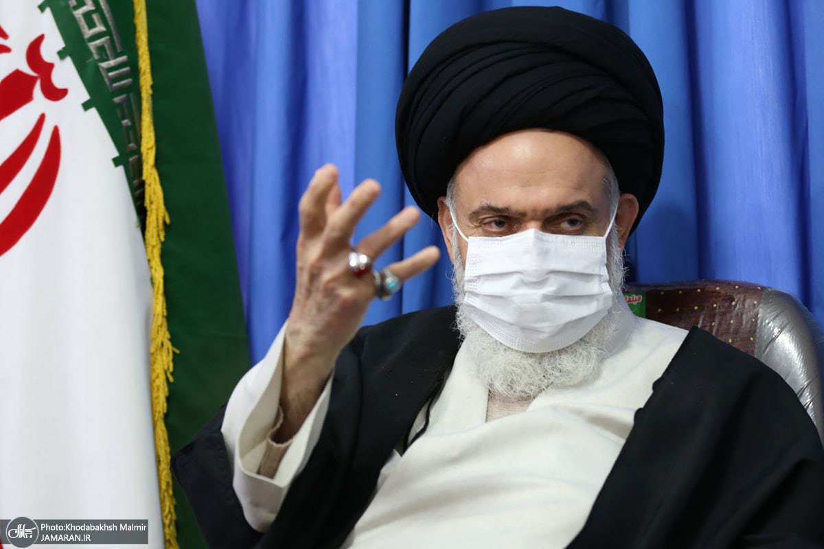 امام جمعه قم: دولت یا وعده ندهد یا اگر وعده می دهد، عمل کند