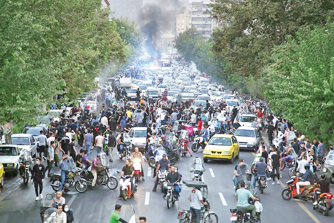 کشته‌شده‌های اعتراضات سال قبل یا تروریست بوده‌اند یا توسط تروریست‌ها کشته شده‌اند- کمیته ویژه منتخب ابراهیم رئیسی برای بررسی اعتراضات ۱۴۰۱ چنین می‌گوید
