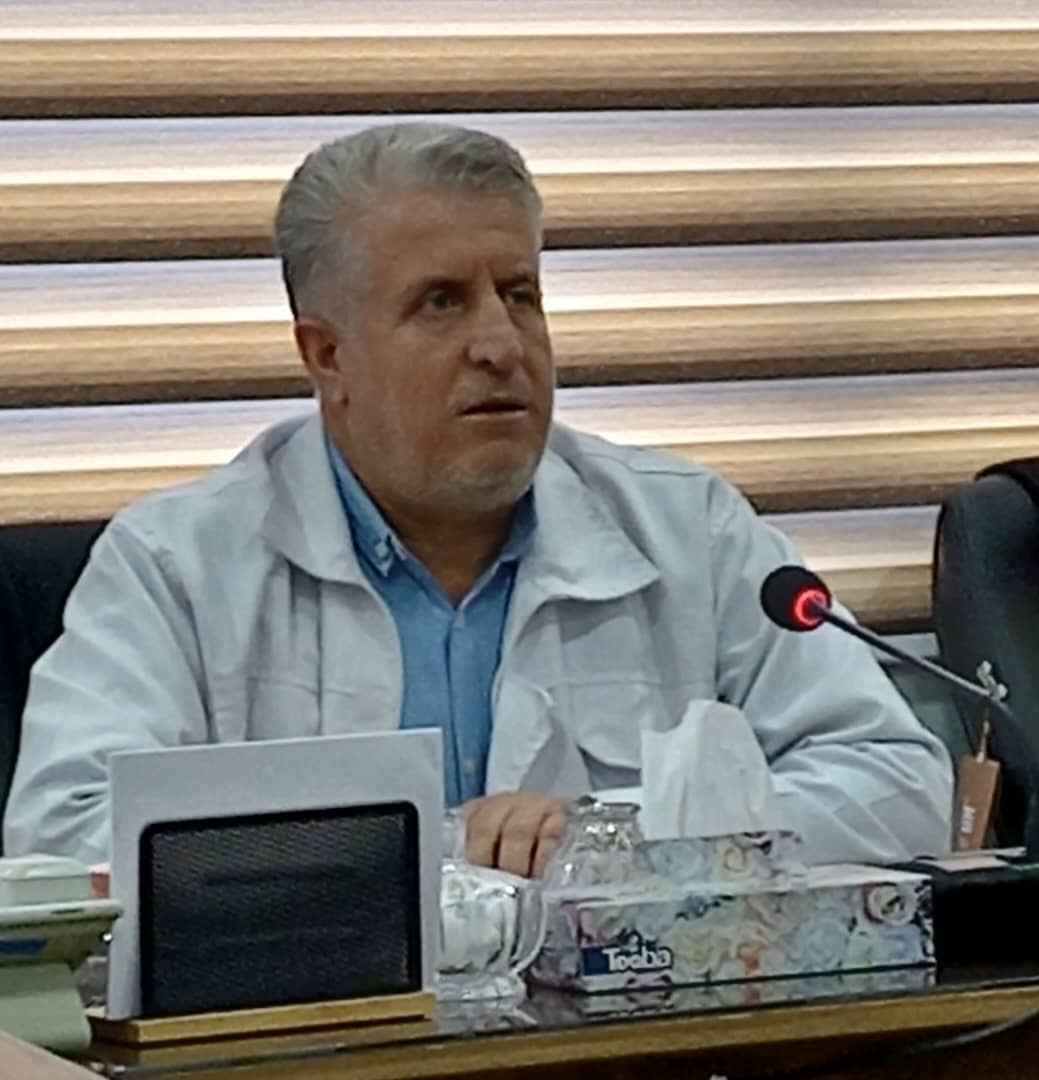 موسسه صنعتی شهید محلاتی بدون کارمند زن