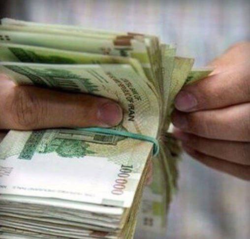 درخواست کارگران برای ترمیم هر ۶ ماه یکبار مزد