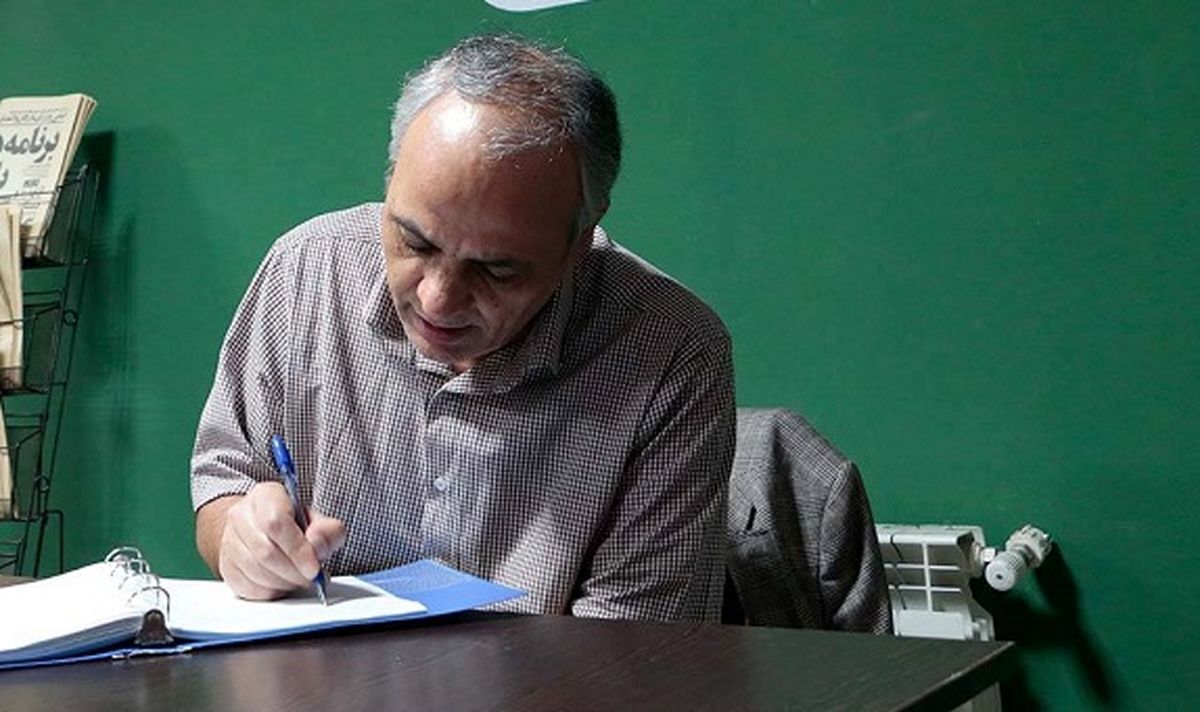 پیش‌بینی احمد زیدآبادی از سال ۱۴۰۲؛ «سال سرنوشت»!