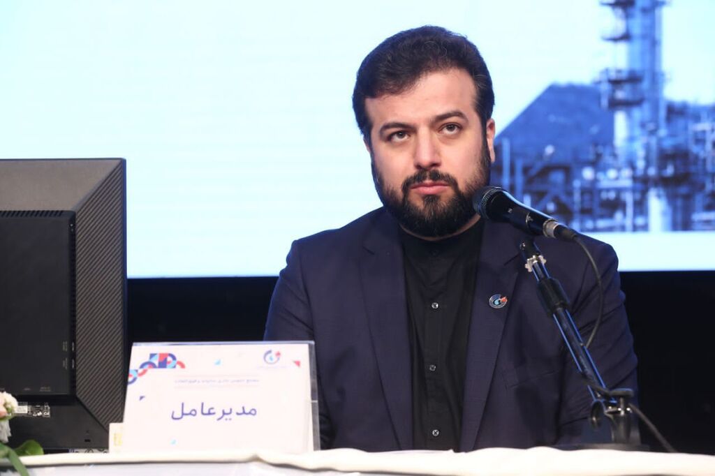 عملکرد مثبت متین دیداری در پتروشیمی زاگرس/ رکورد فروش ماهانه این پتروشیمی شکسته شد