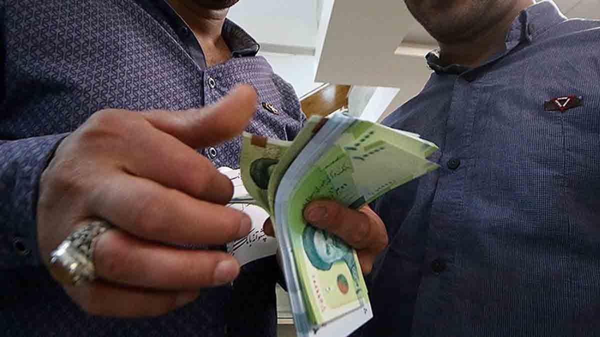 رئیس اتحادیه پیشکسوتان جامعه کارگری: با «مالیات» تورم می سازند و علت تورم را «مزد» می‌نامند!