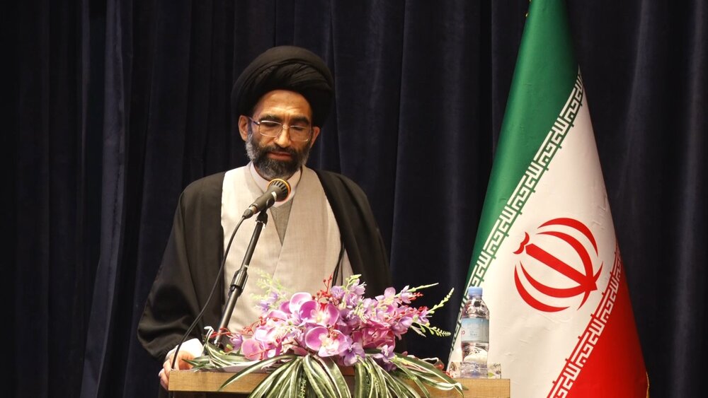 امام جمعه کاشان: آرزوی پیامبران الهی در روز ۱۲ فروردین محقق شد