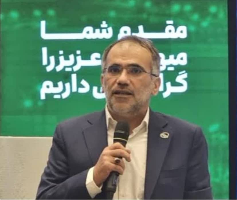 مدیری از جنس مردم