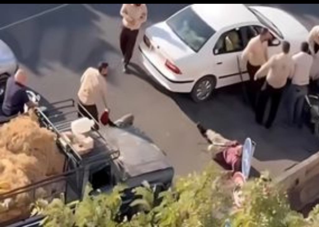 برکناری دو مسئول شهرداری قزوین پس از درگیری مأموران با دستفروشان