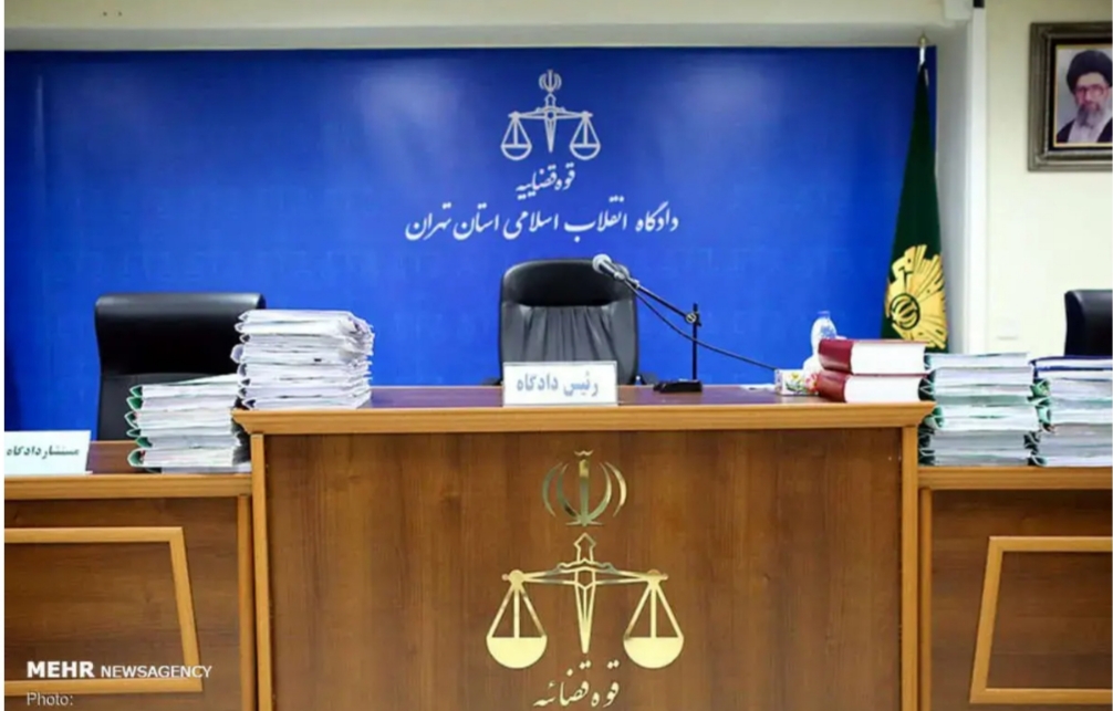 شکایت رییس امور اطلاع رسانی دولت از علی خضریان، نماینده مجلس