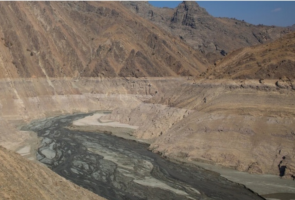 رئیس فدراسیون صنعت آب ایران با هشدار نسبت به وضعیت بحرانی منابع آبی