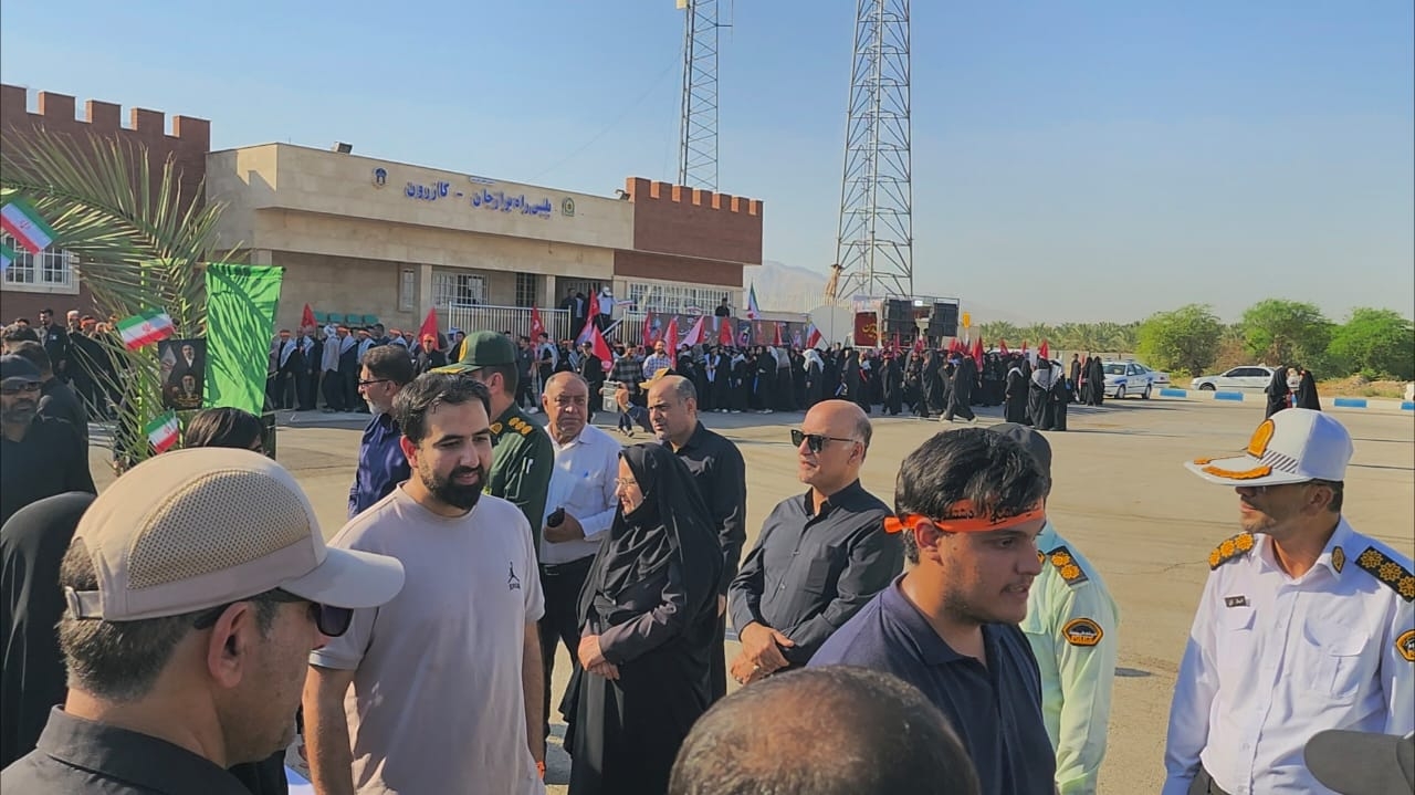 موکبن صنعتی بوشهر ایستگاه آرامش زائران تشییع پیکر رهبر شهید شد